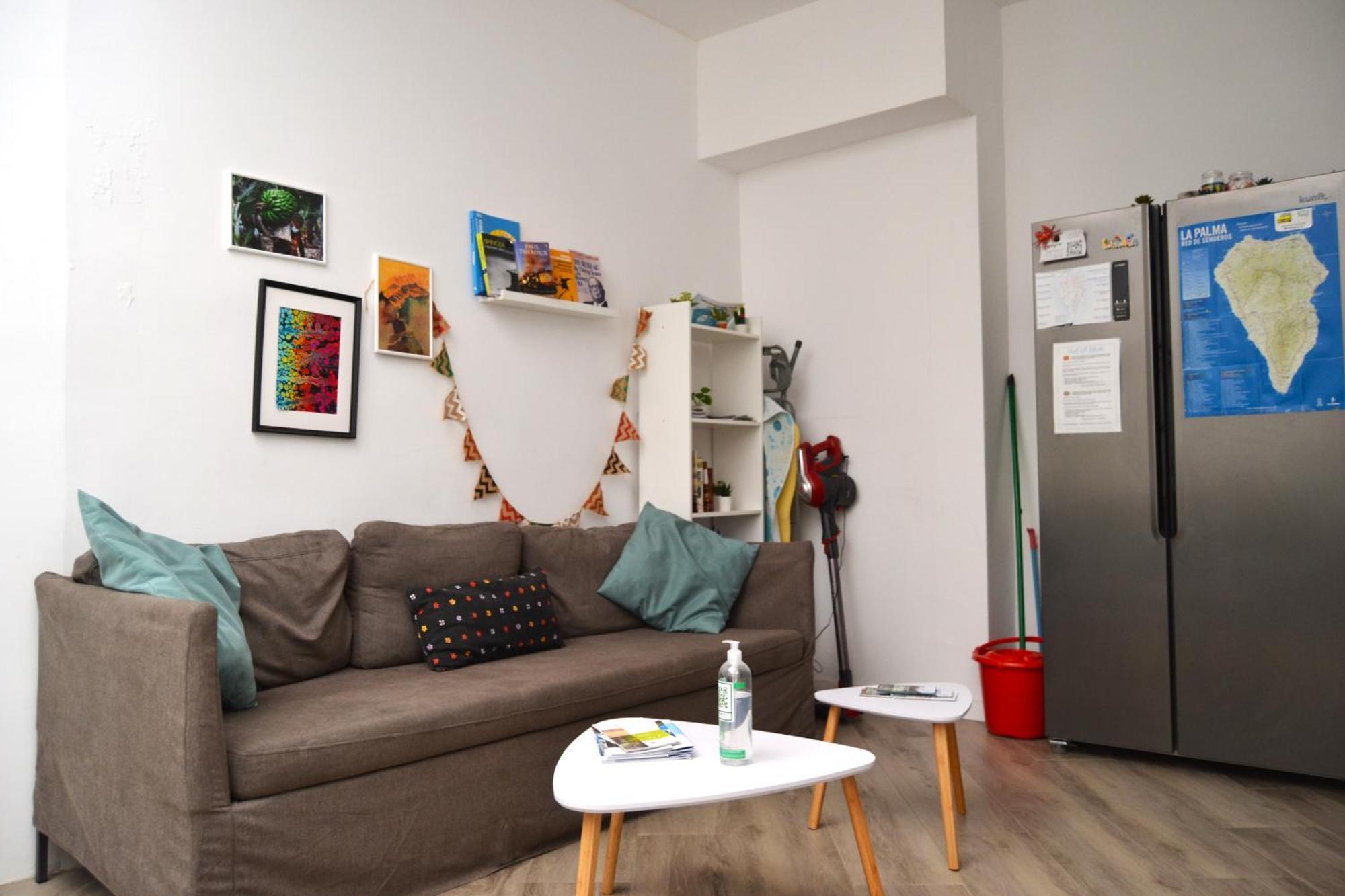Room With Private Bathroom - Vivienda Vacacional Out Of Blue 산타크루즈데라팔마 외부 사진