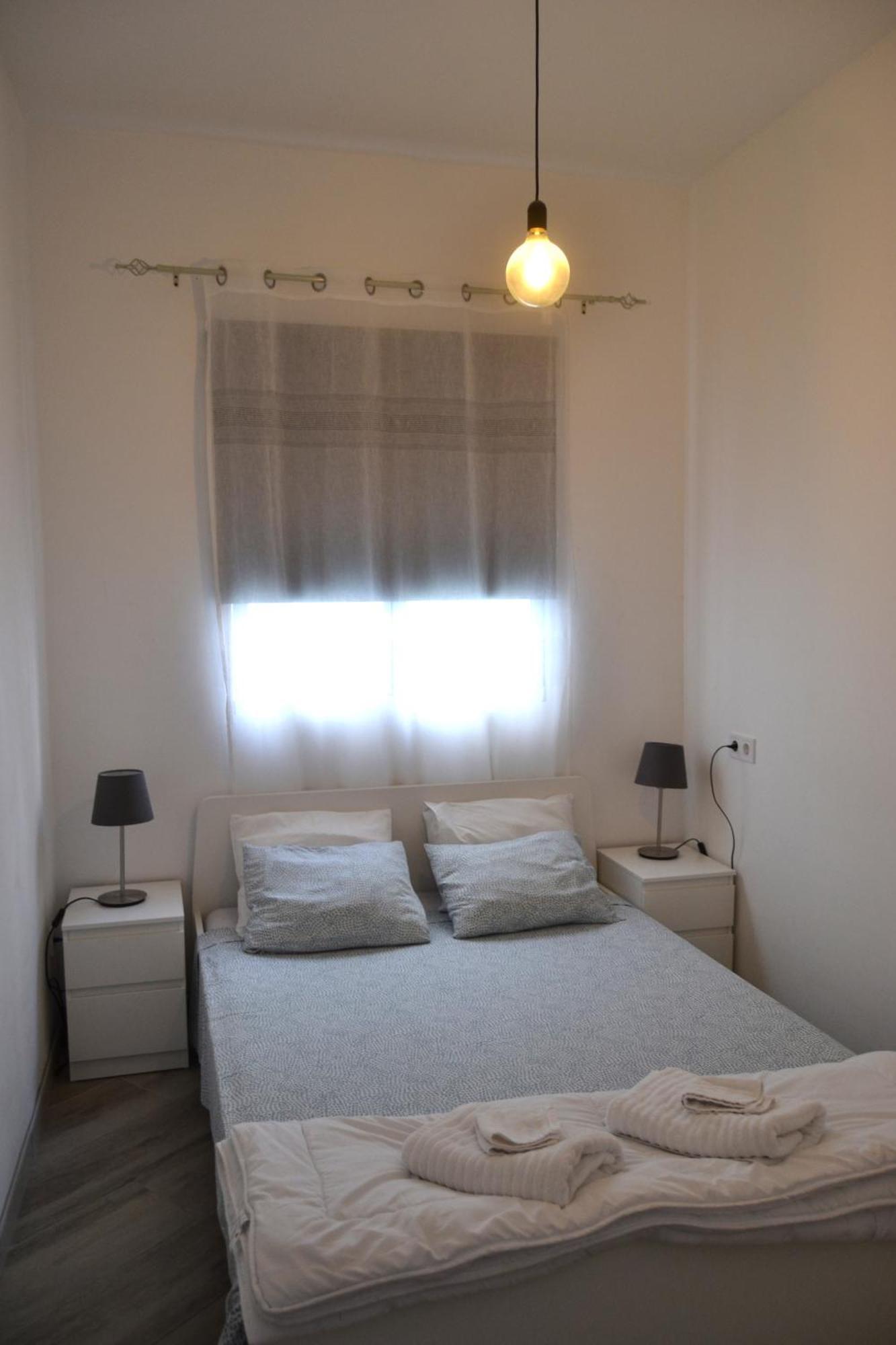 Room With Private Bathroom - Vivienda Vacacional Out Of Blue 산타크루즈데라팔마 외부 사진